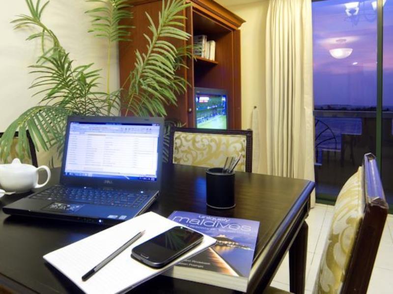 מאלה Mookai Hotel מראה חיצוני תמונה