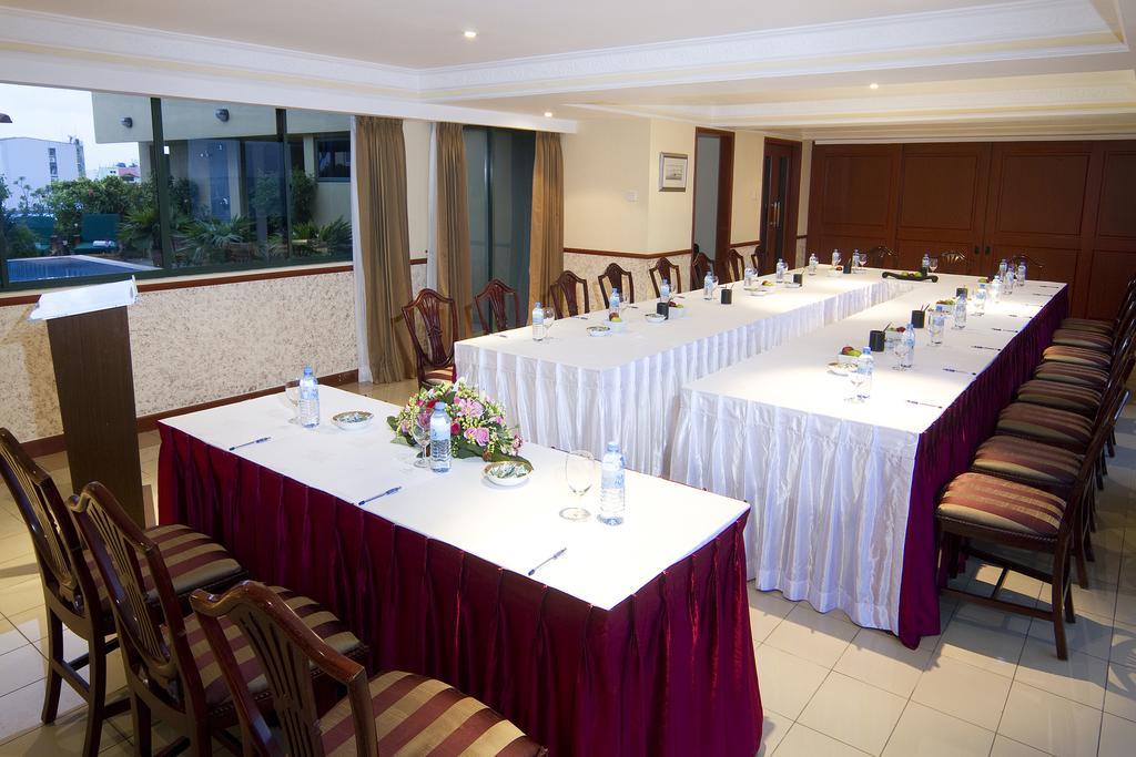 מאלה Mookai Hotel מראה חיצוני תמונה