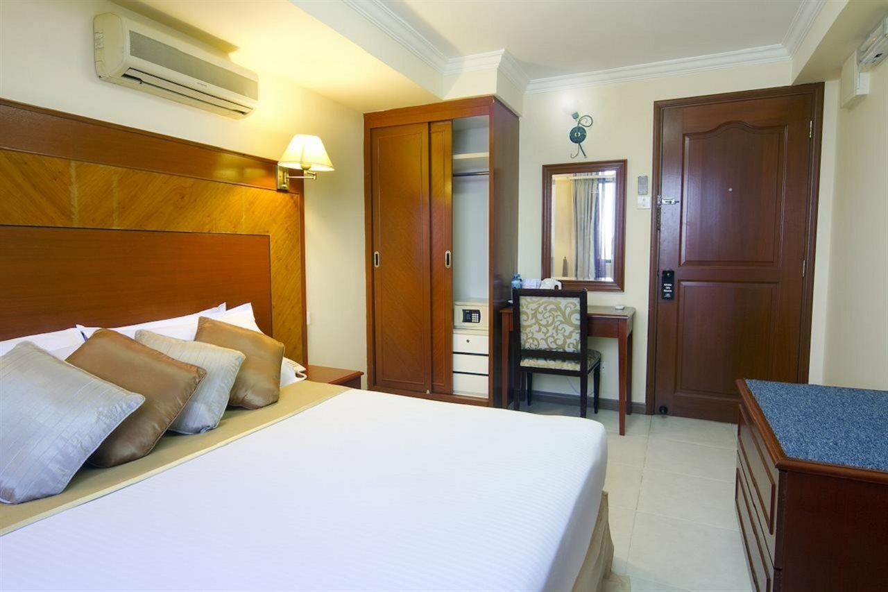 מאלה Mookai Hotel מראה חיצוני תמונה